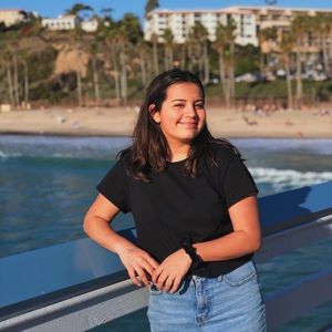 Meet your Posher, Ava